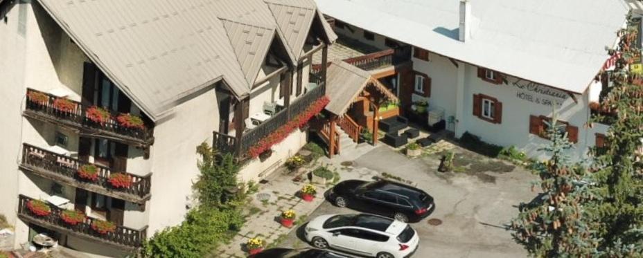 Le Christiania Hotel & Spa Ла-Саль-лез-Альп Экстерьер фото